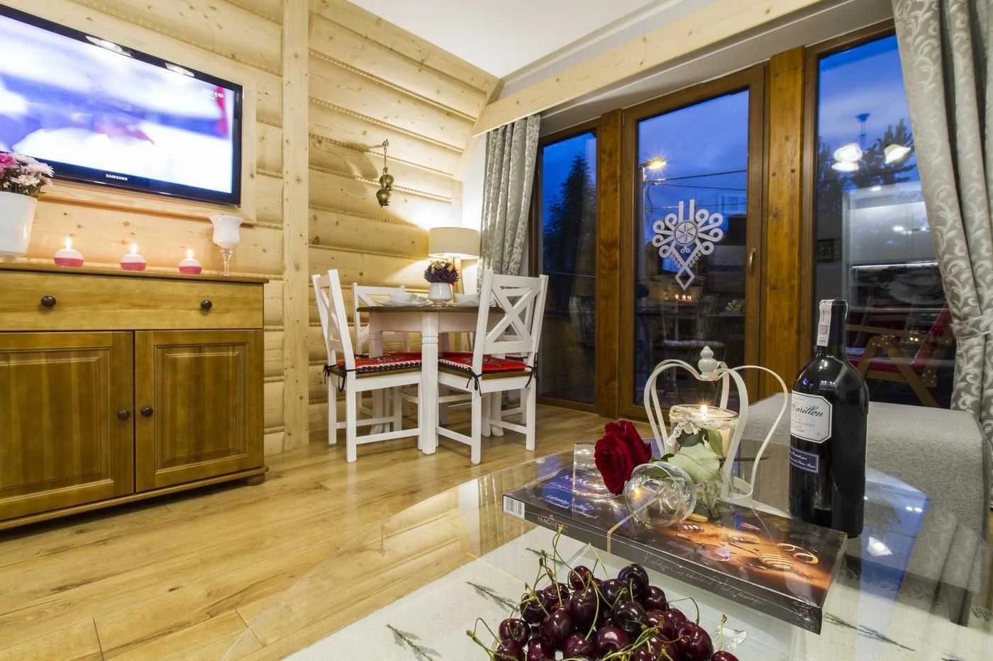 Zdjęcia apartamentów w Tatrach. Niezwykłe, luksusowe wnętrza urządzone na najwyższym poziomie.